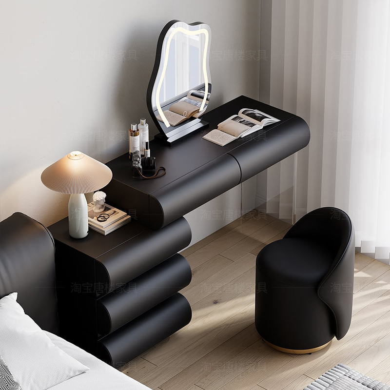 Nowoczesna drewniana toaletka  – Makeup Beauty Lounge recenzja i cena